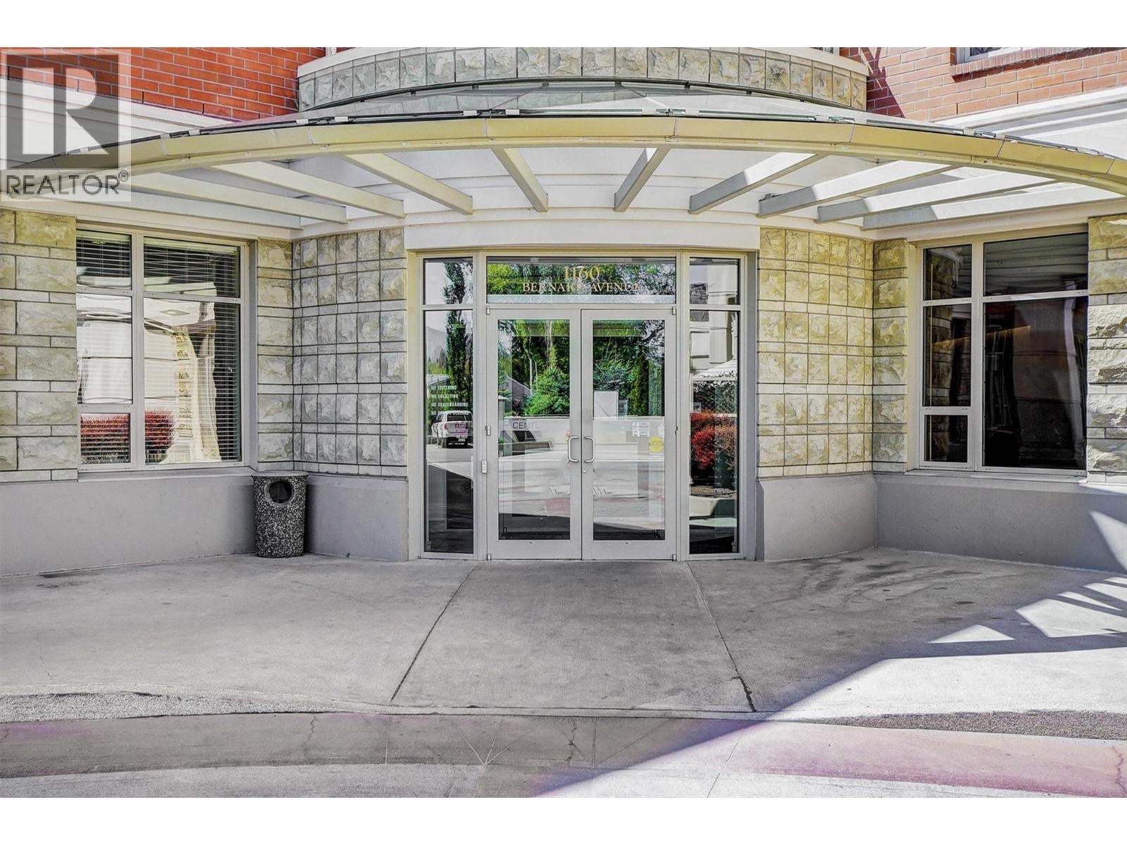 1209 1160 Bernard Avenue, Kelowna