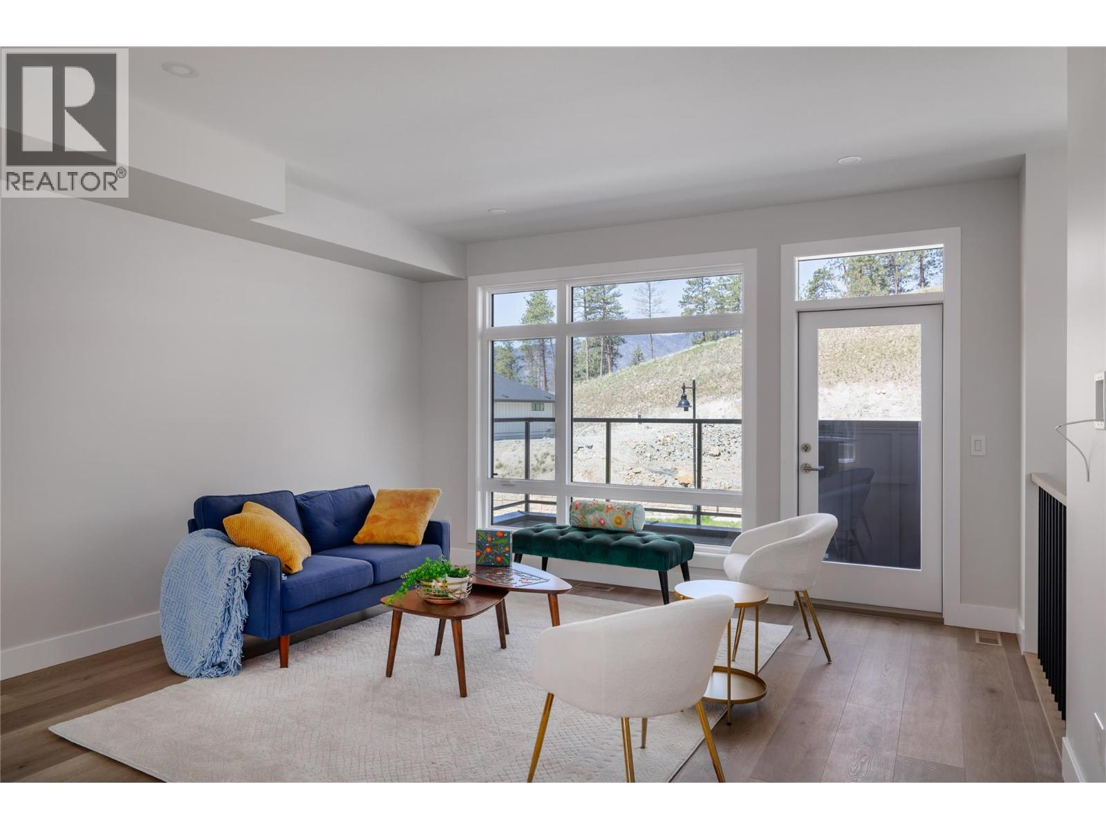 6 3425 Hilltown Drive, Kelowna