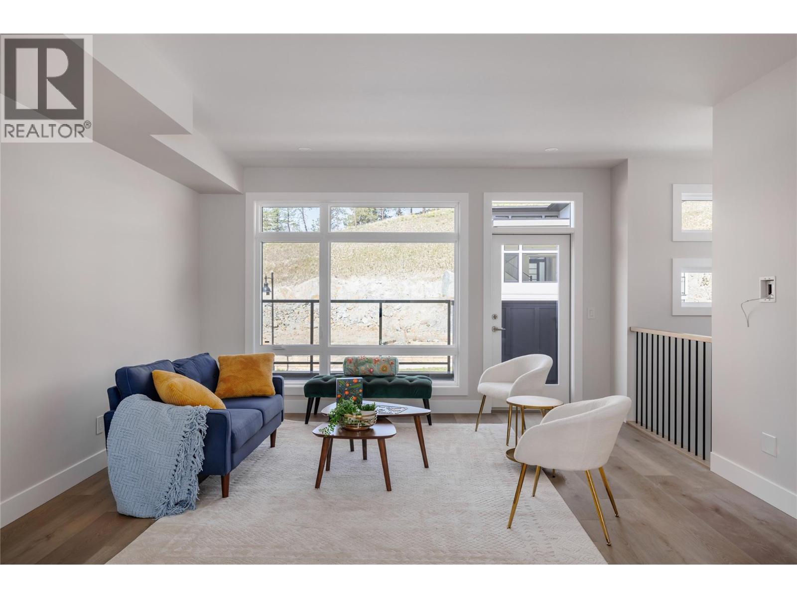 6 3425 Hilltown Drive, Kelowna