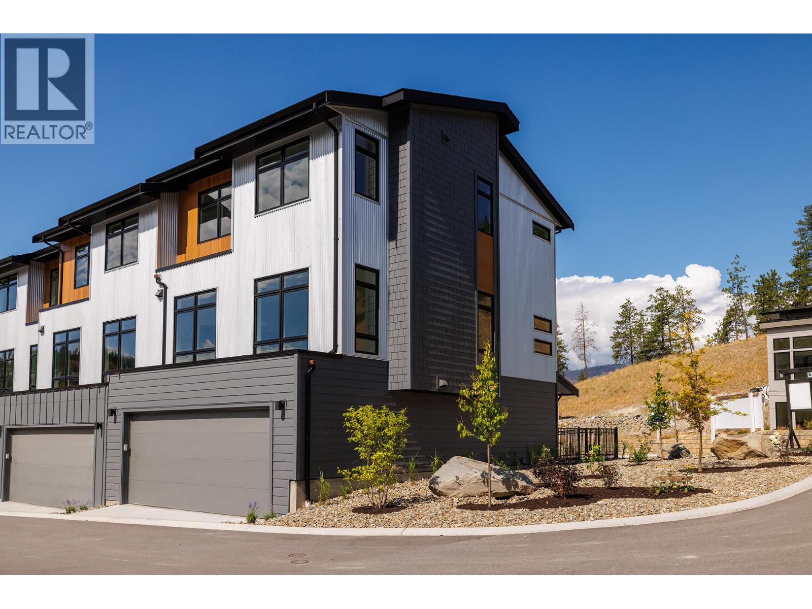 6 3425 Hilltown Drive, Kelowna