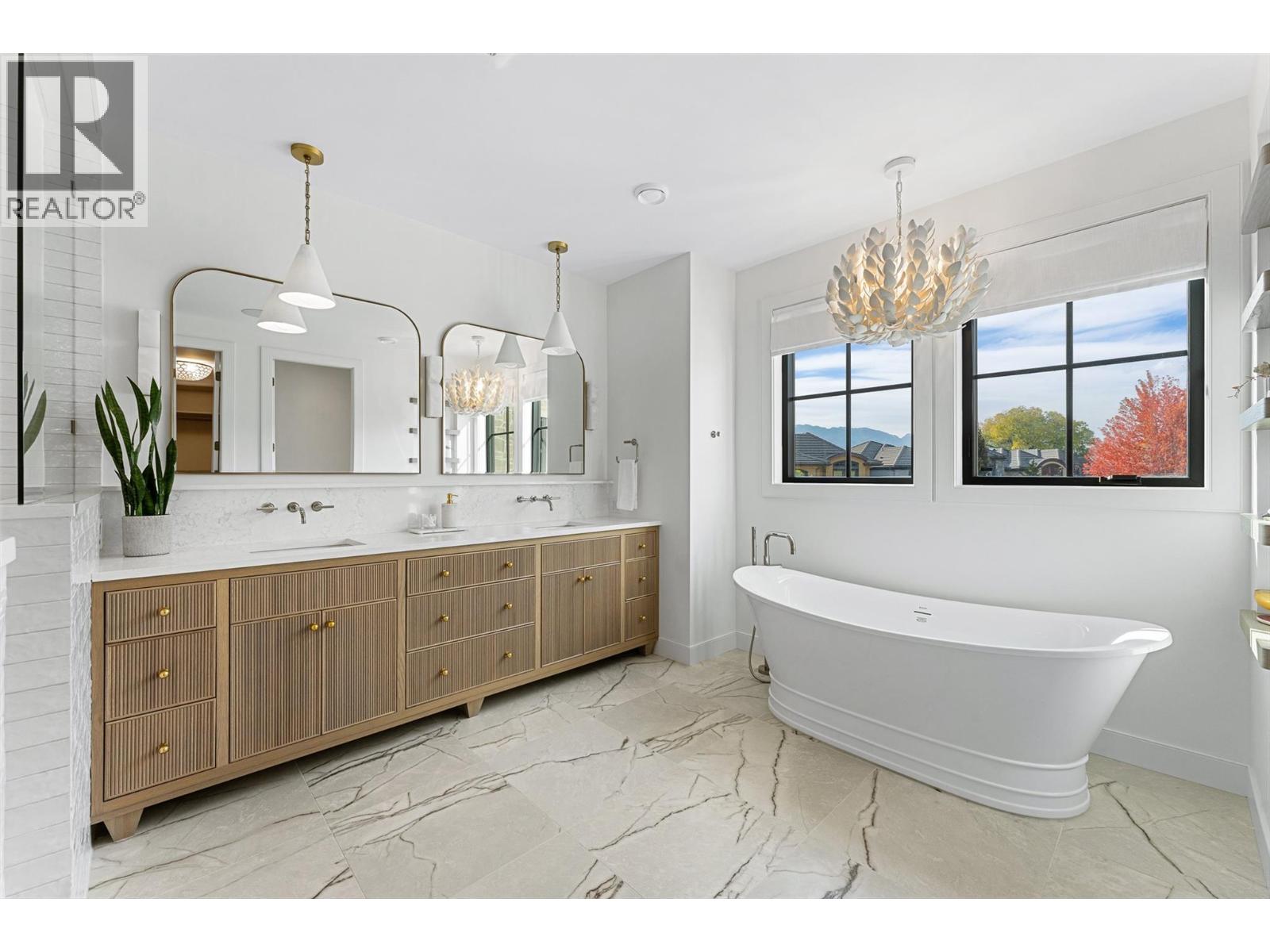  3672 Green Bay Landing, West Kelowna