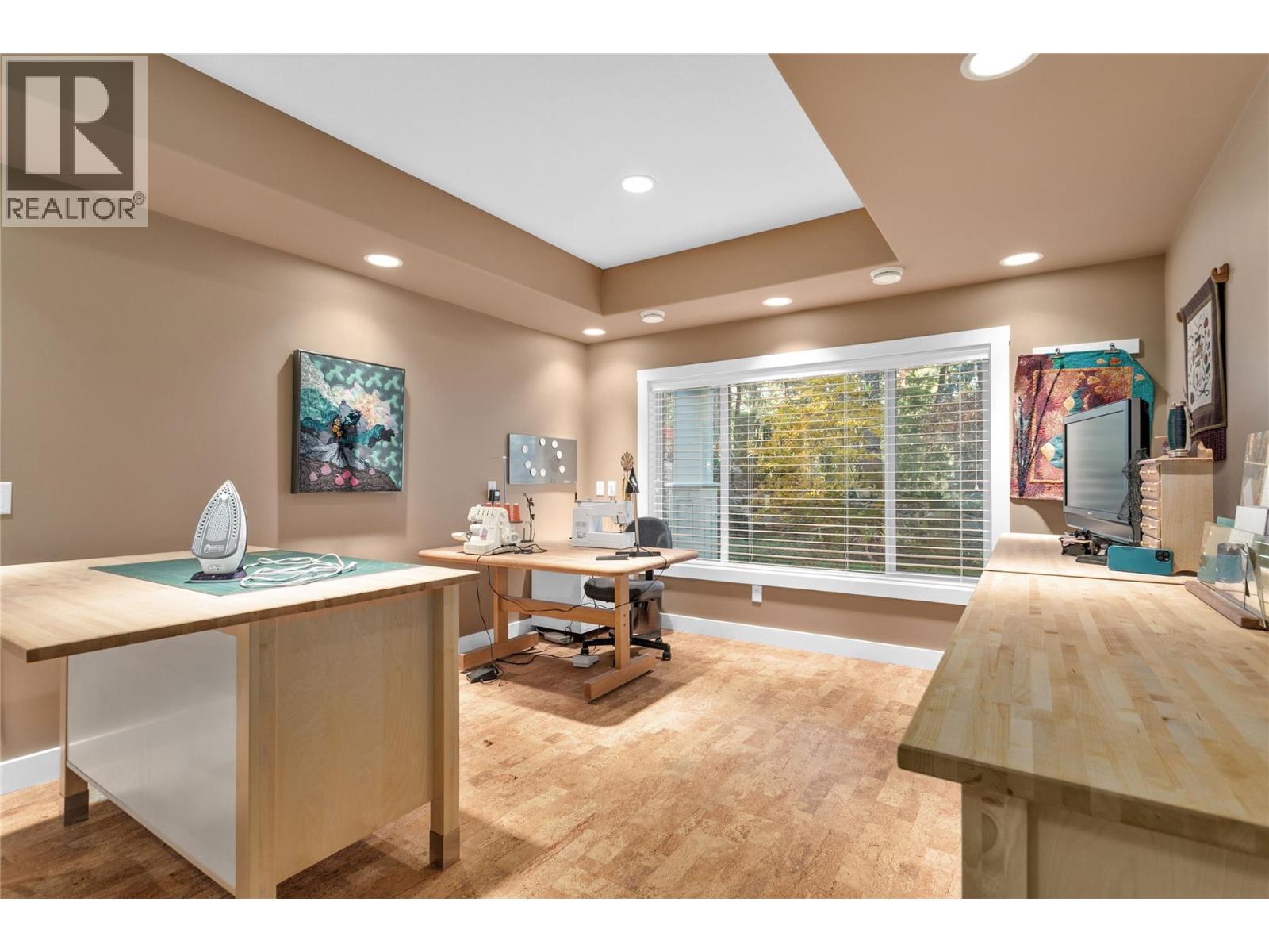  4116 Gallaghers Woodlands Drive South, Kelowna