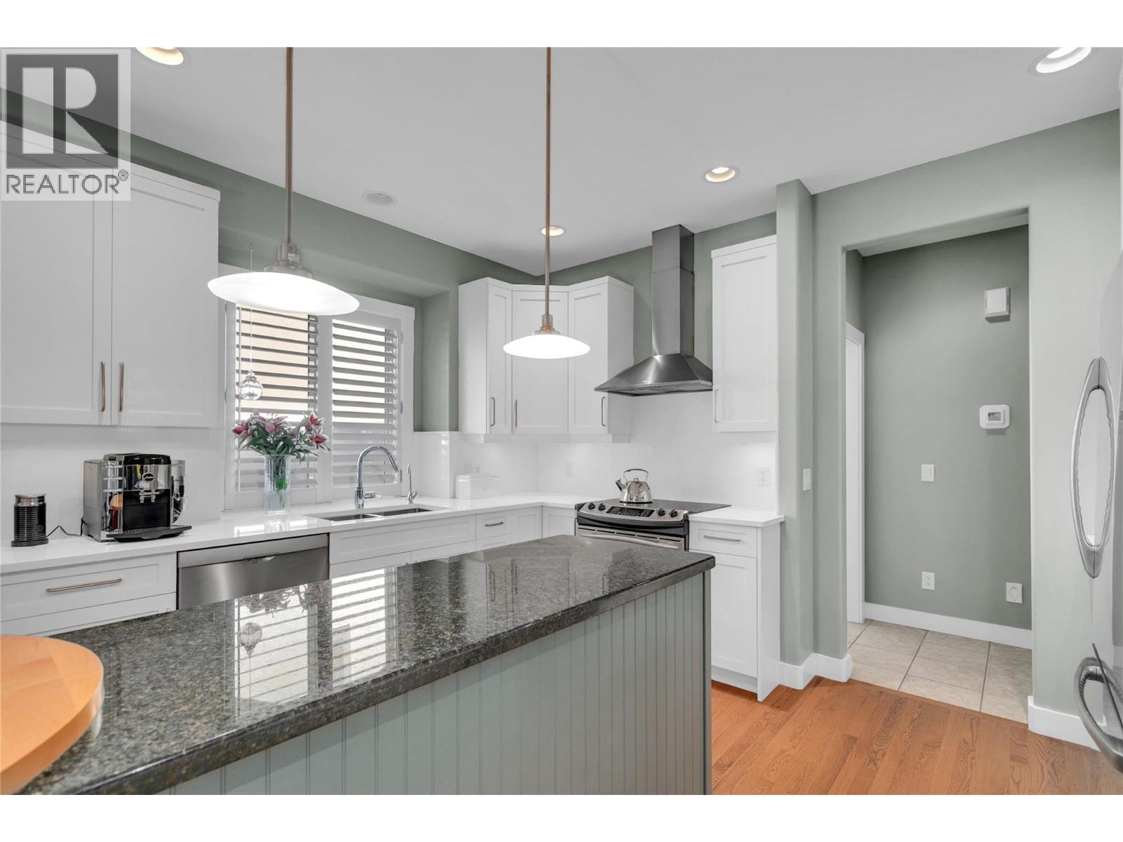  4116 Gallaghers Woodlands Drive South, Kelowna