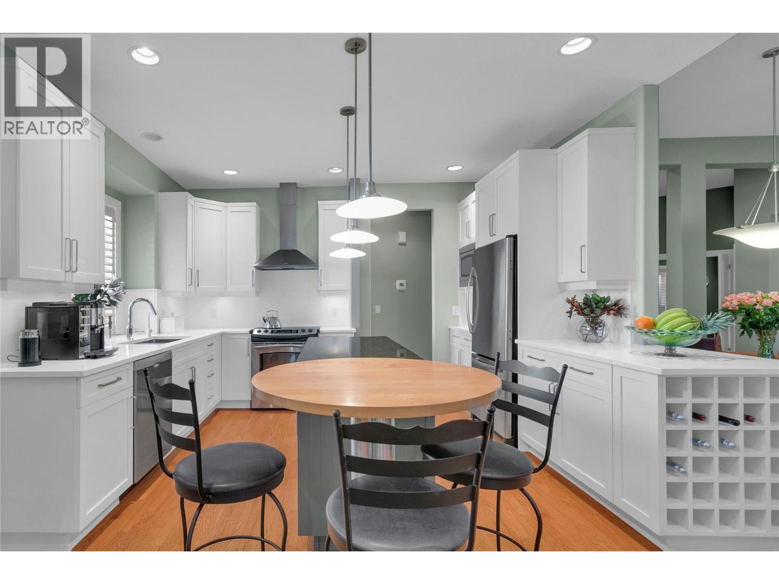  4116 Gallaghers Woodlands Drive South, Kelowna