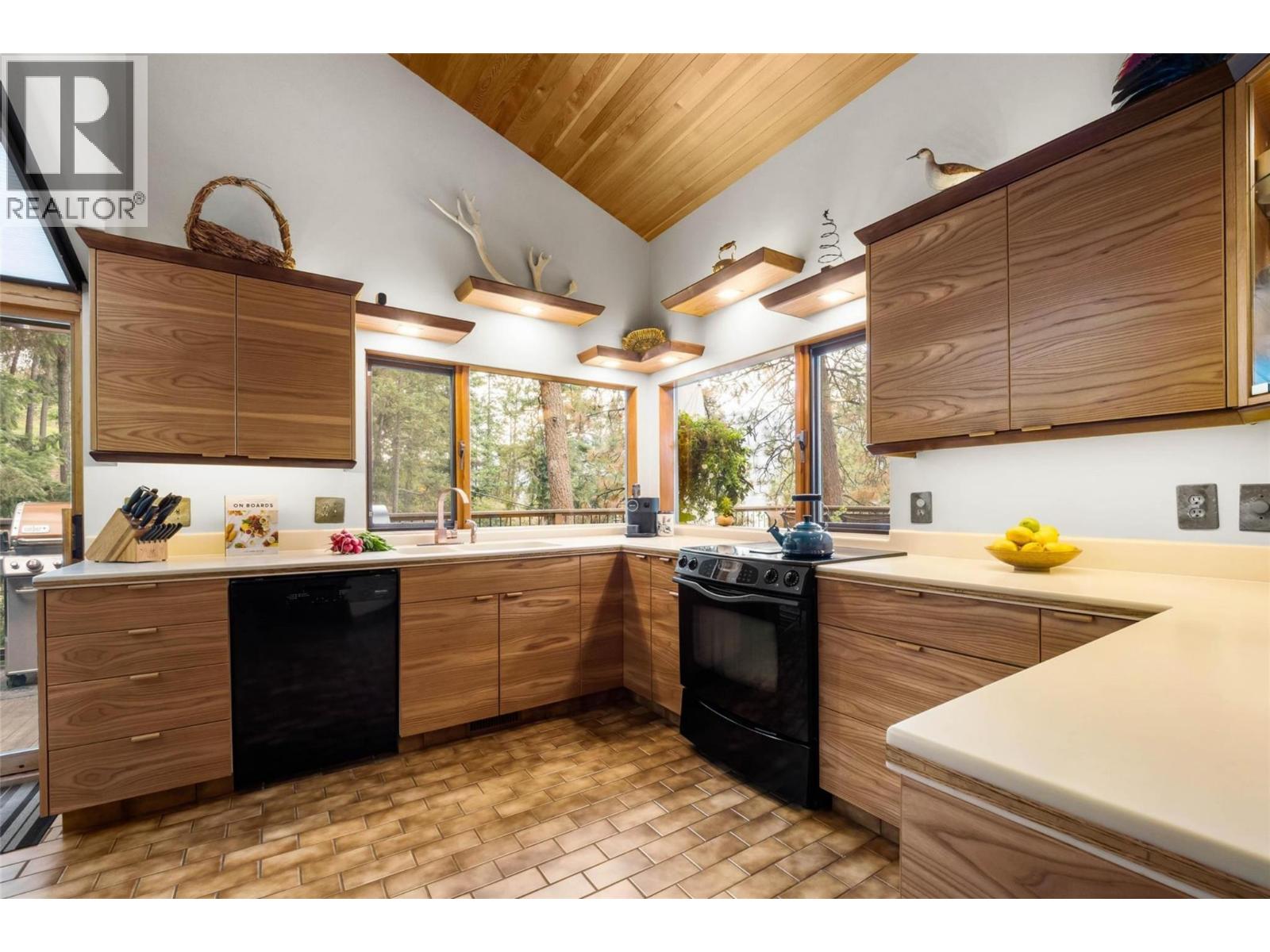  2765 Arthur Road, Kelowna