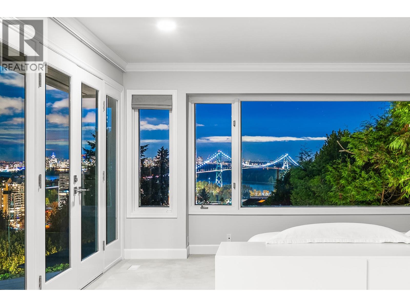 816 ANDERSON CRESCENT, West Vancouver