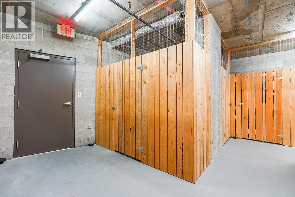 304 2225 HOLDOM AVENUE, Burnaby