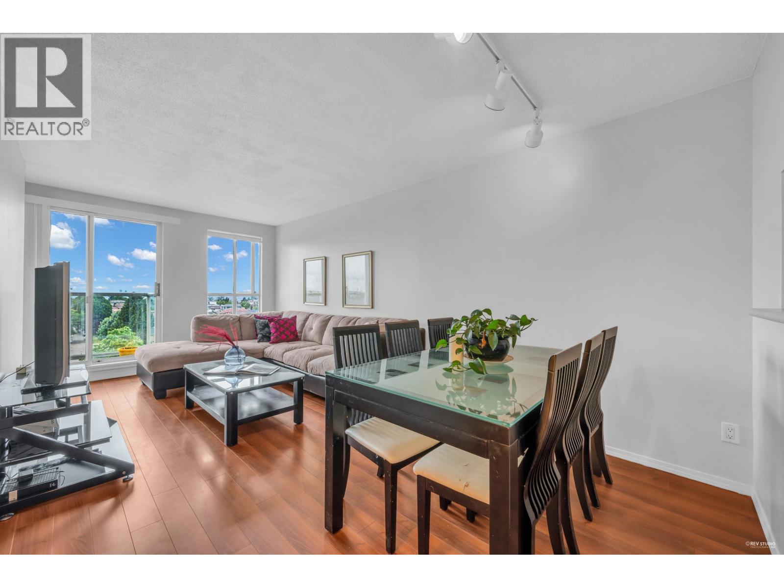 1007 3489 ASCOT Place - photo 2