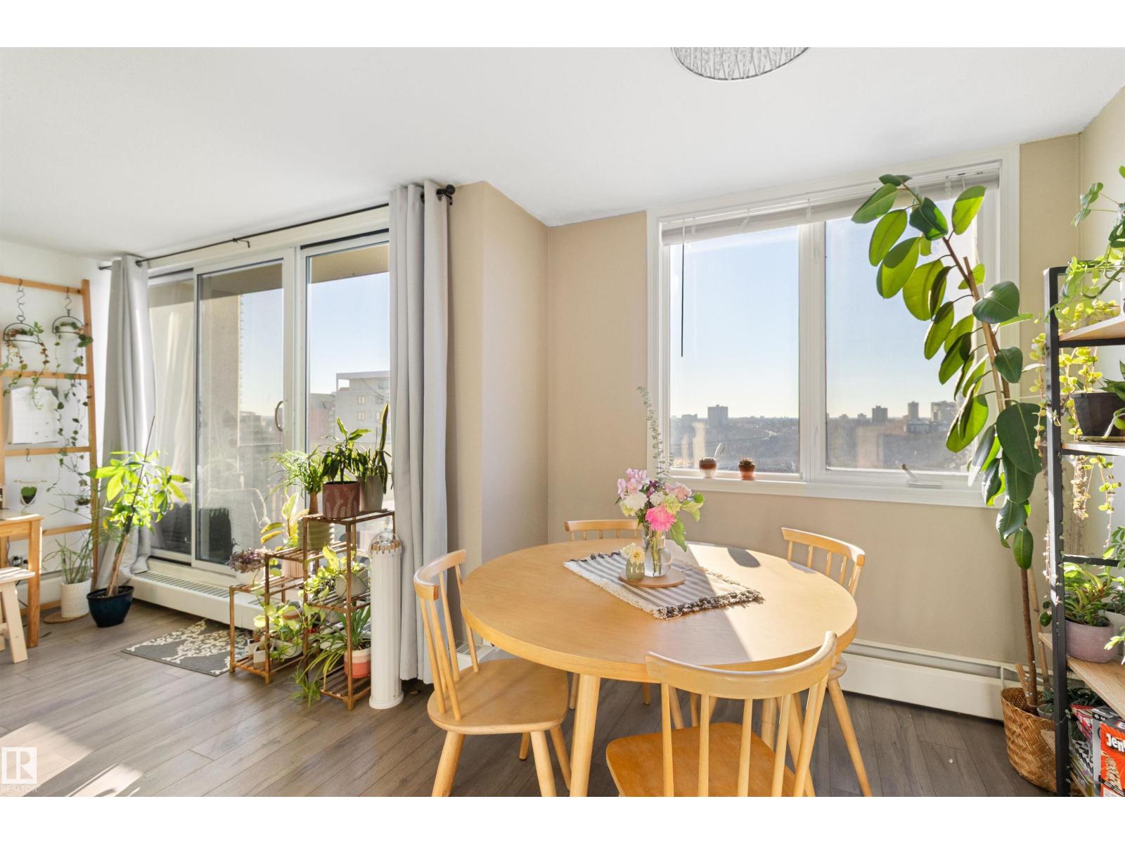 #1401 9816 112 ST NW, Edmonton