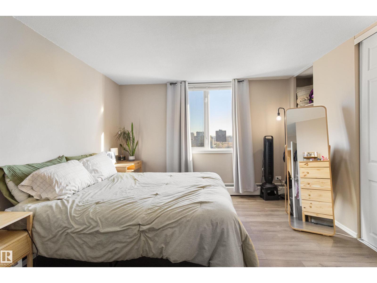 #1401 9816 112 ST NW, Edmonton