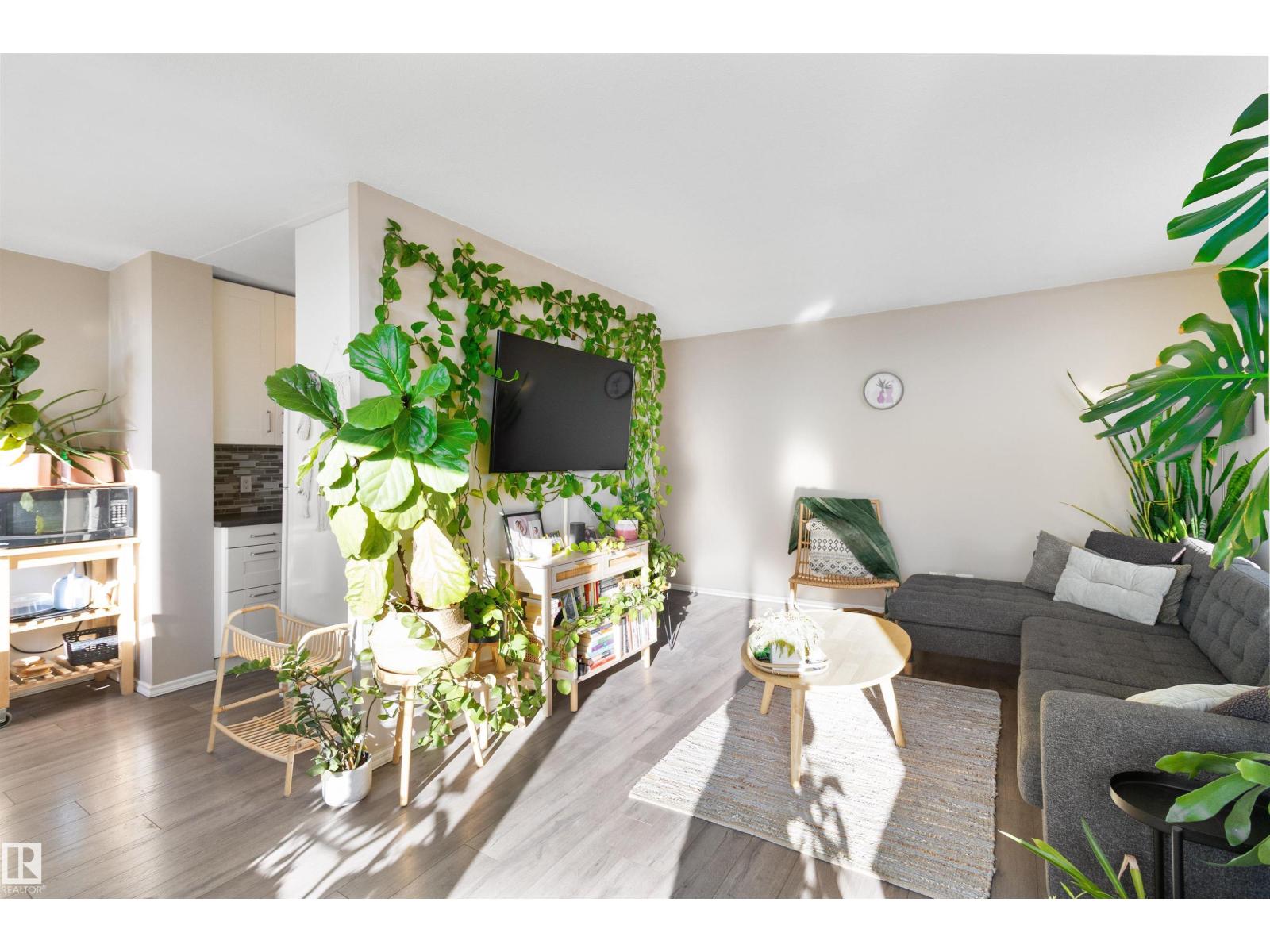 #1401 9816 112 ST NW, Edmonton