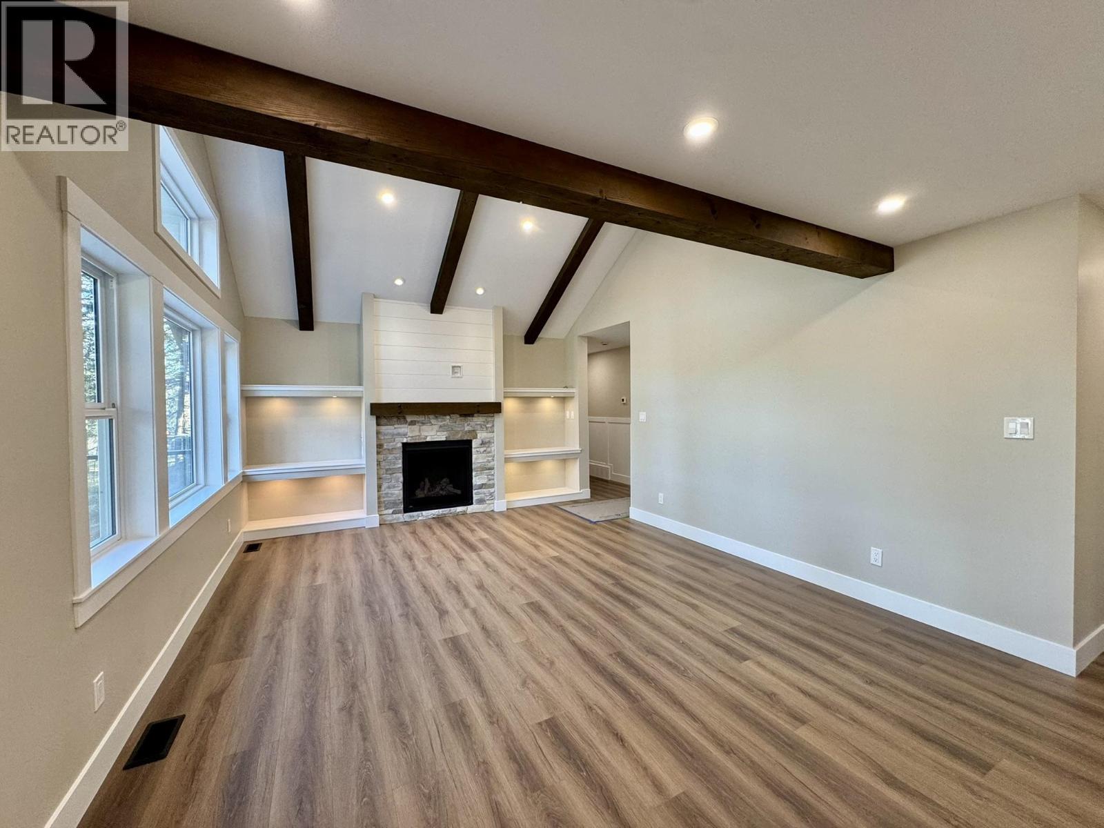 5343 ANNAHAM CRESCENT - 11