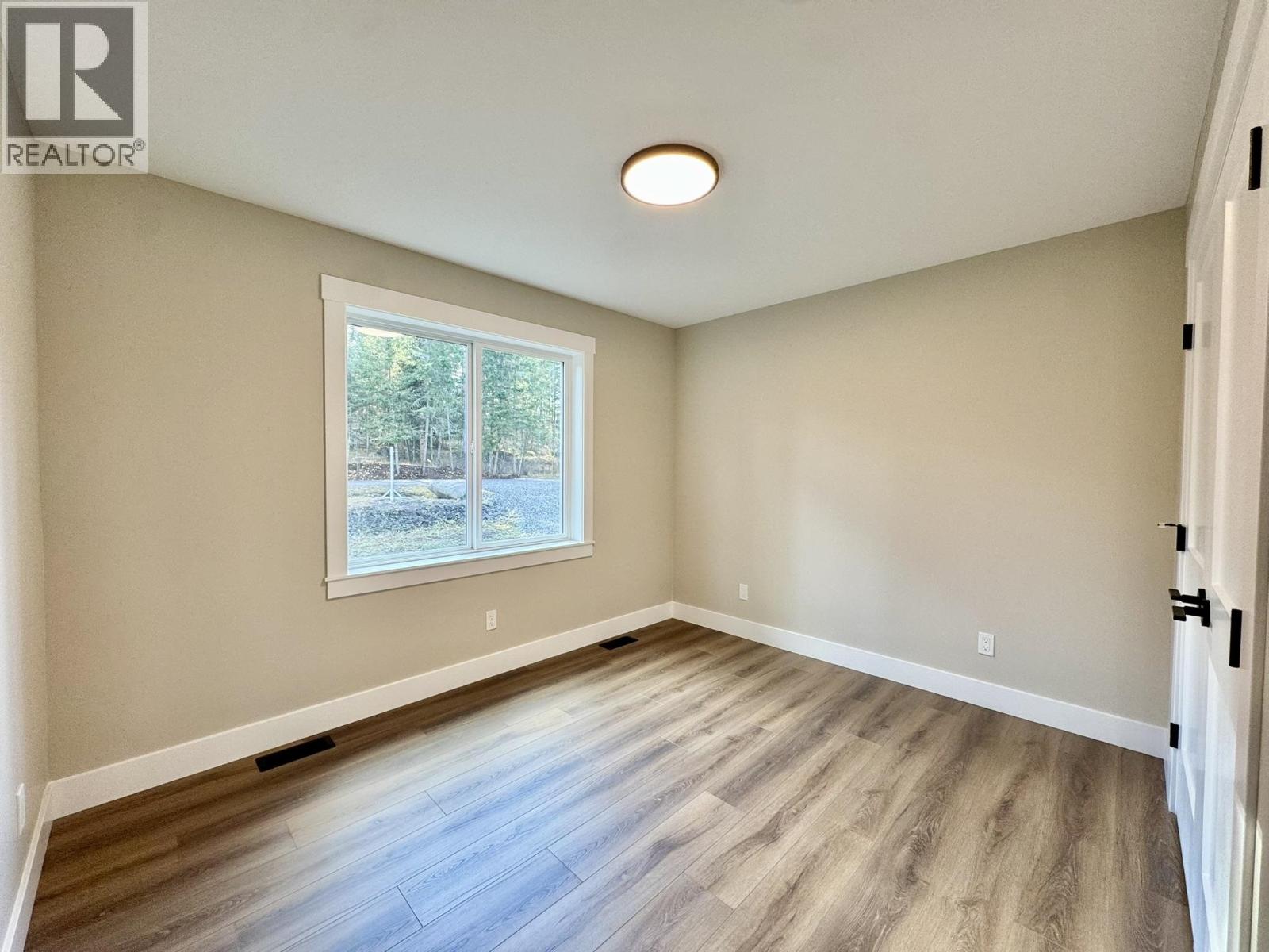 5343 ANNAHAM CRESCENT - 17