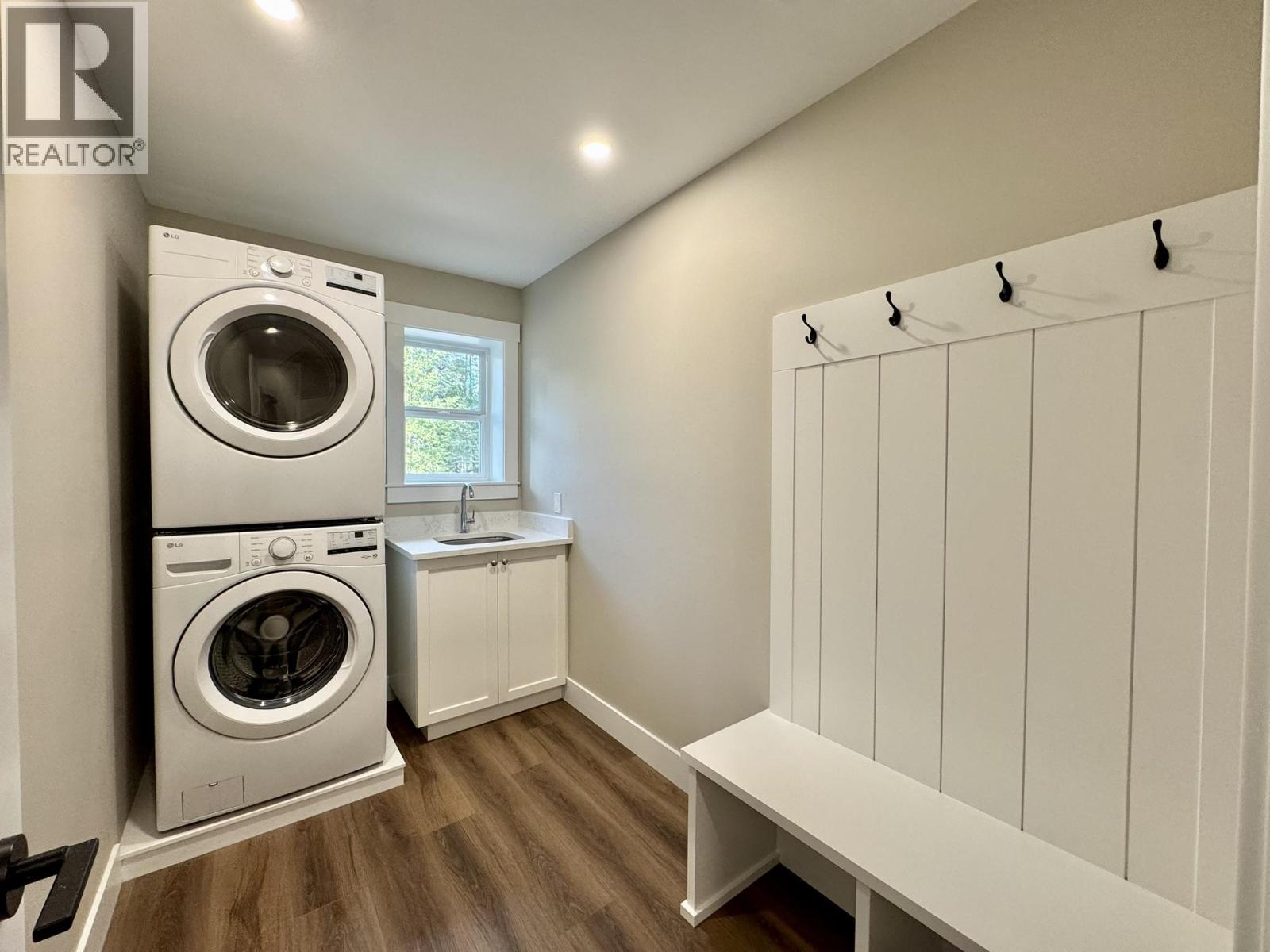 5343 ANNAHAM CRESCENT - 20