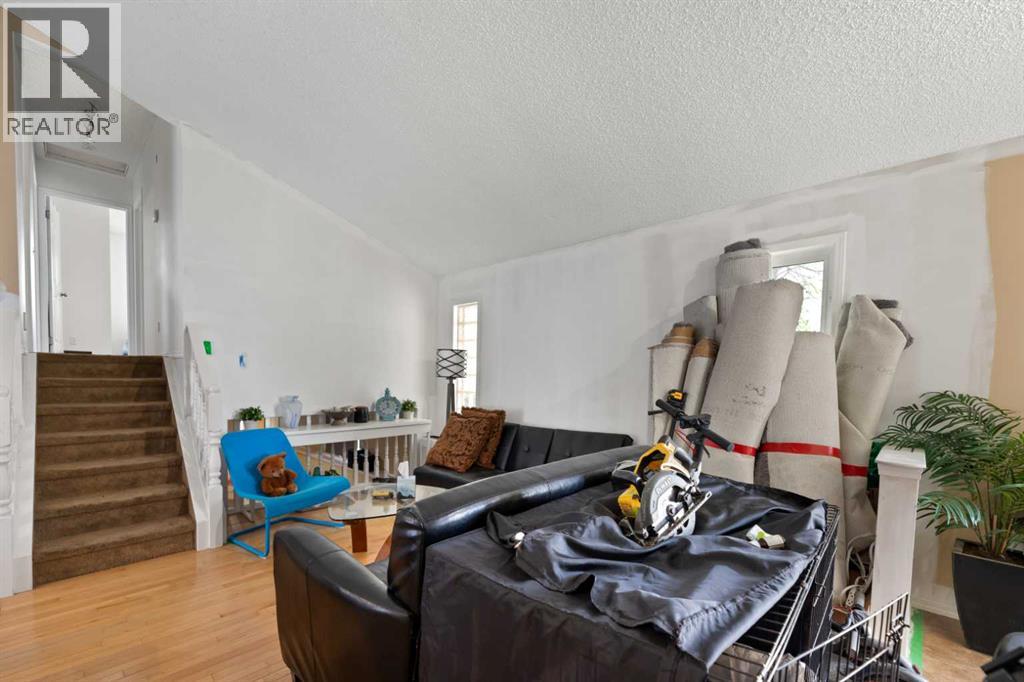 Single Family House 4 Level for Sale in  Mt Apex Green SE McKenzie Lake Calgary 