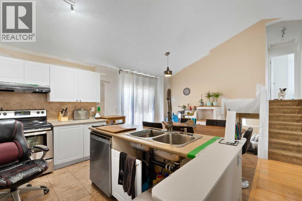 Single Family House 4 Level for Sale in  Mt Apex Green SE McKenzie Lake Calgary 