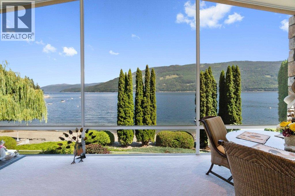 4842 SUNNYBRAE CANOE POINT Road, Tappen