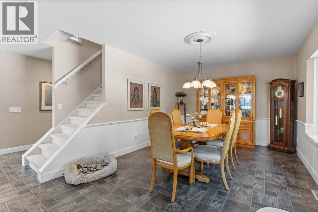 4842 SUNNYBRAE CANOE POINT Road, Tappen