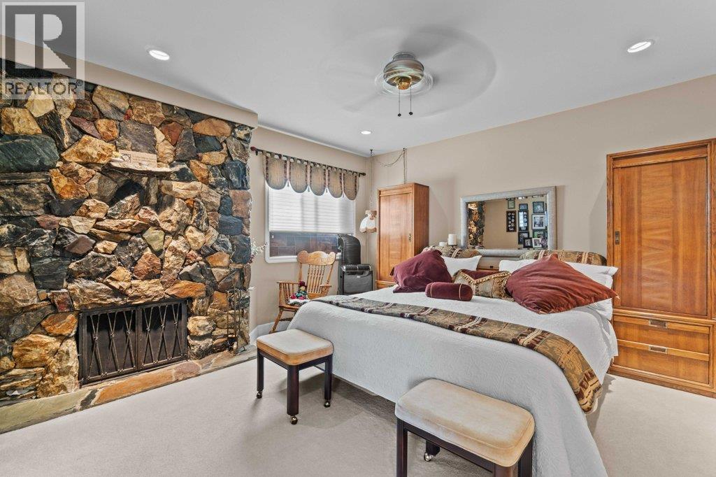 4842 SUNNYBRAE CANOE POINT Road, Tappen