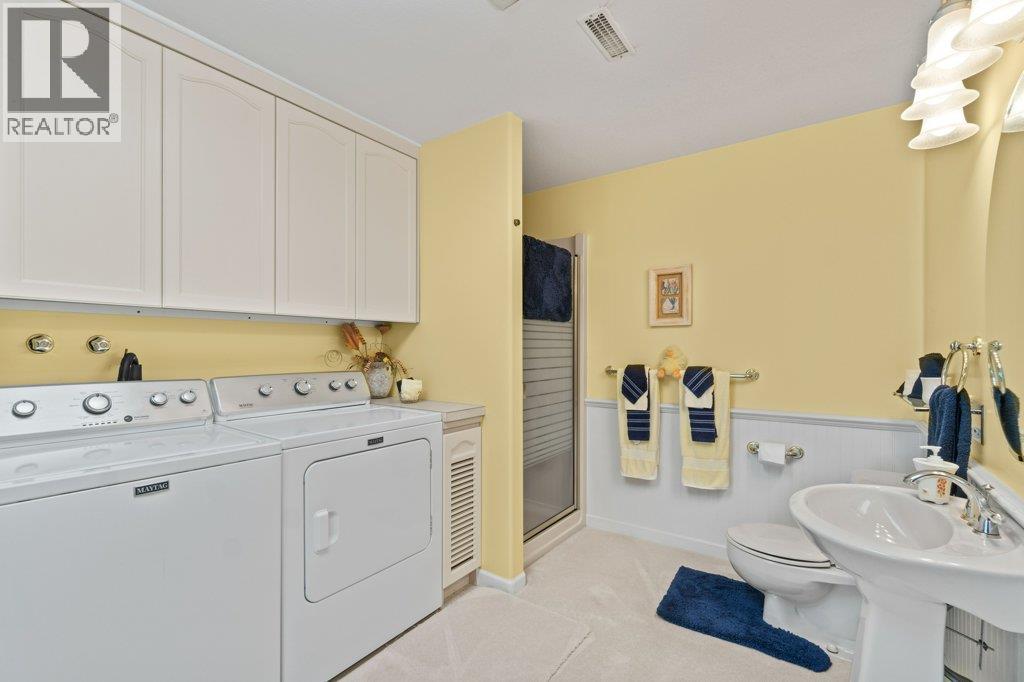 4842 SUNNYBRAE CANOE POINT Road, Tappen