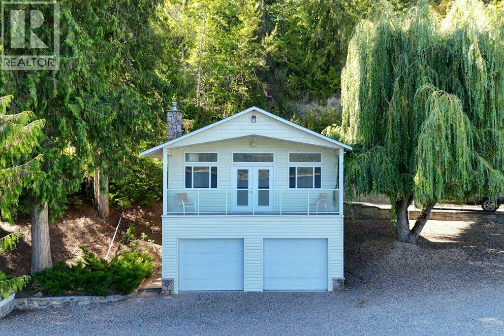 4842 SUNNYBRAE CANOE POINT Road, Tappen