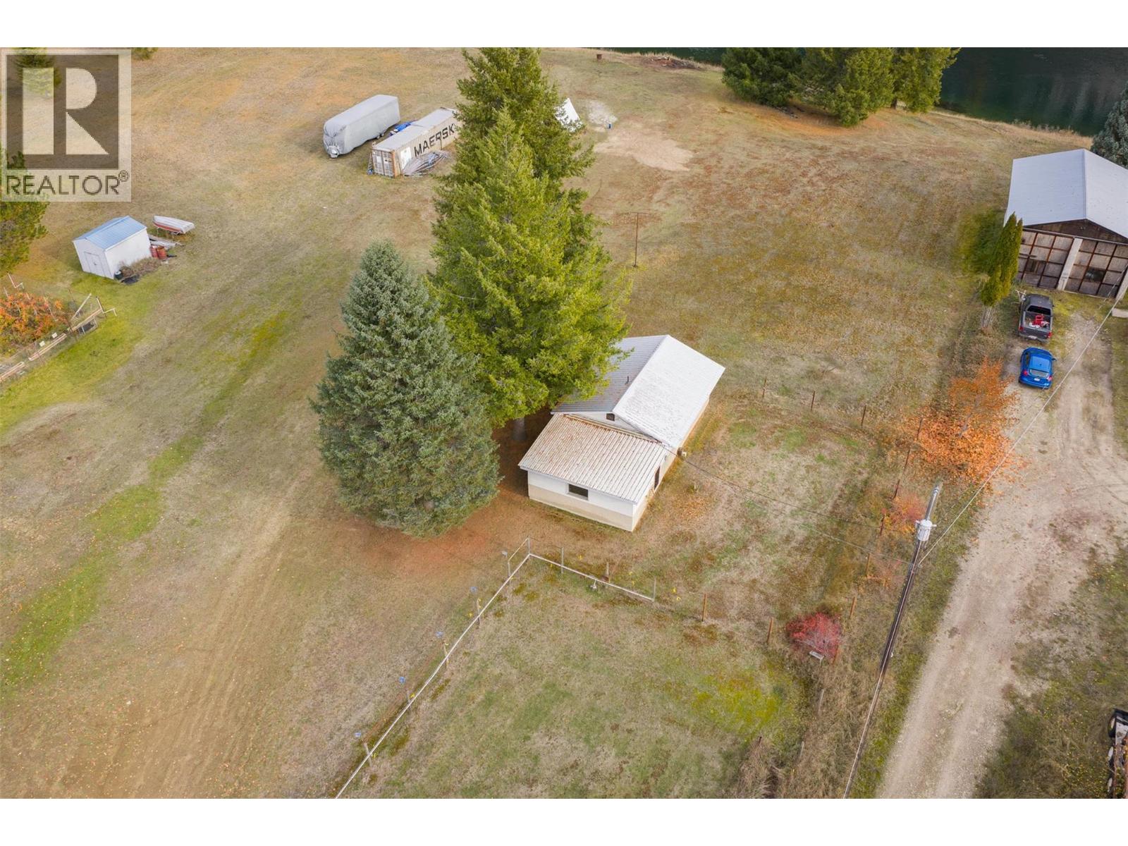 2538 ALEXIS ROAD - 10