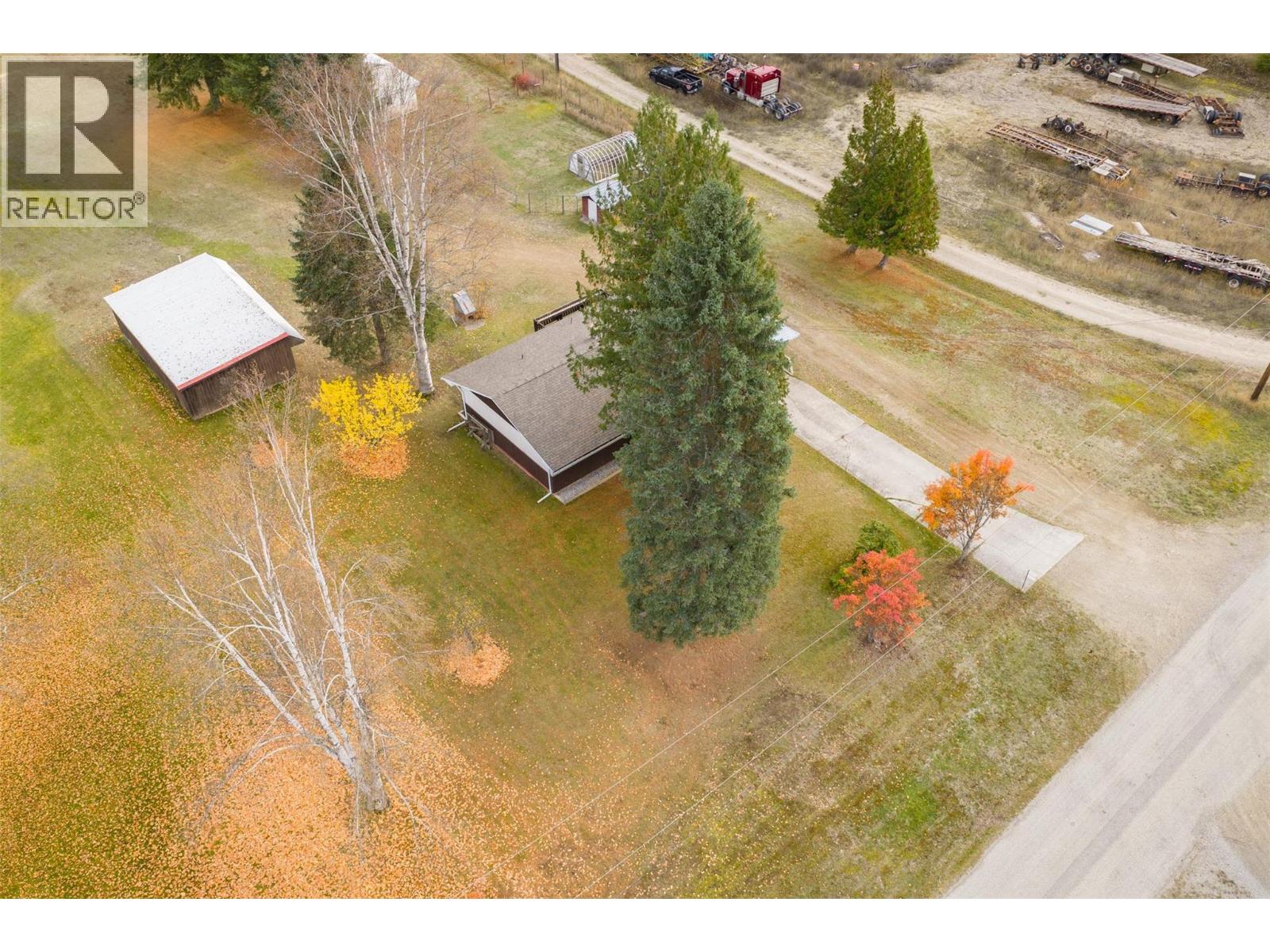 2538 Alexis Road - 9