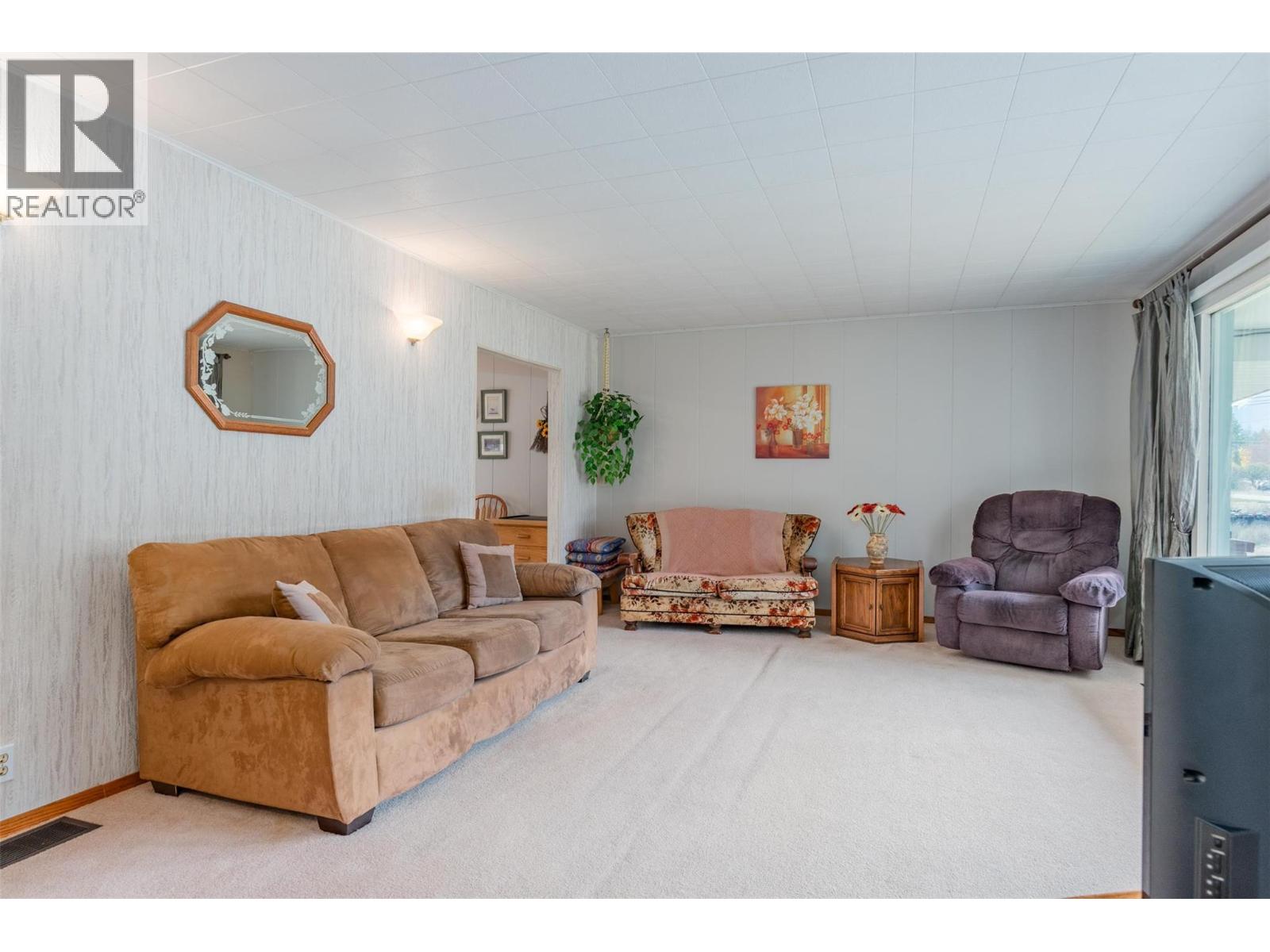2538 Alexis Road - 53