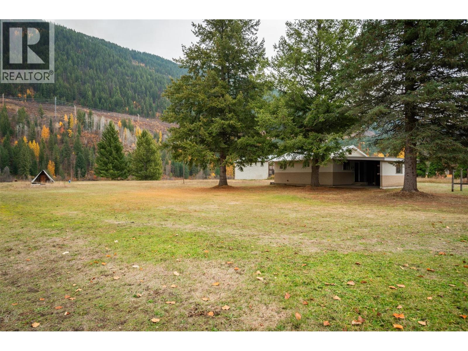 2538 Alexis Road - 34