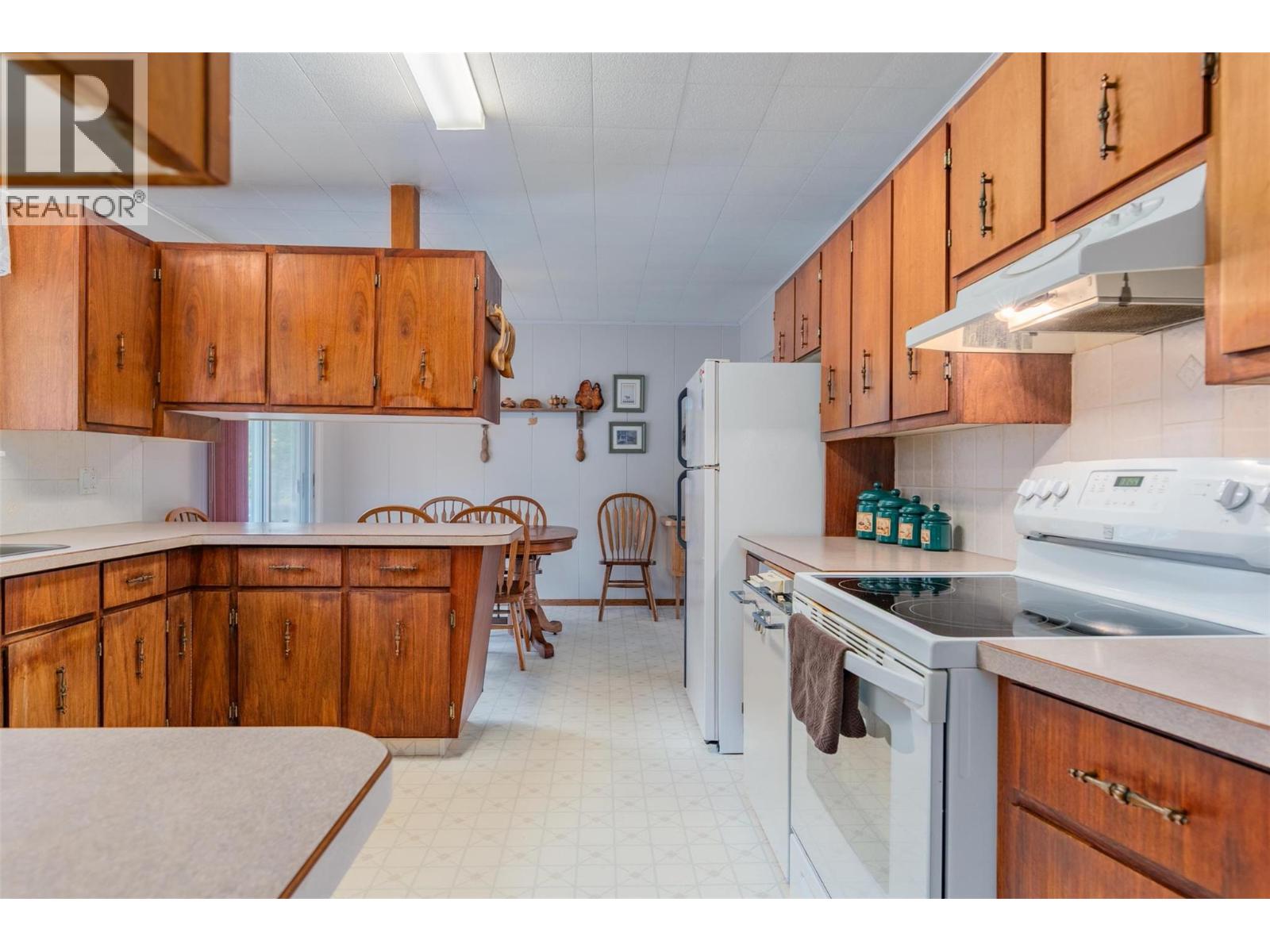 2538 Alexis Road - 63