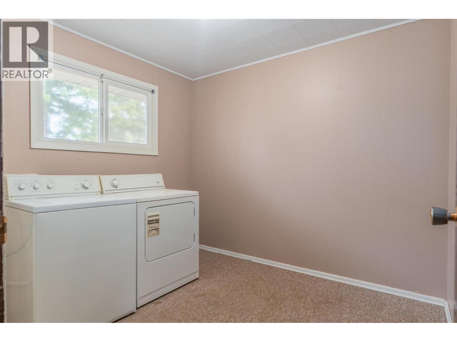 2538 Alexis Road - 87