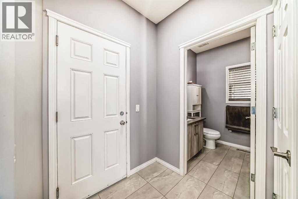 Single Family House for Sale in  Saddlecrest Way NE Saddle Ridge Calgary 