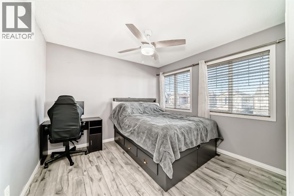 Single Family House for Sale in  Saddlecrest Way NE Saddle Ridge Calgary 