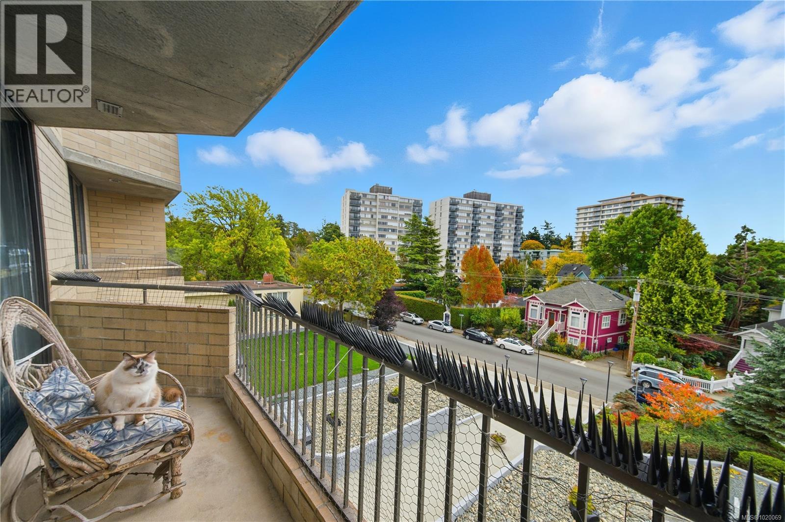 401 620 Toronto Street, Victoria