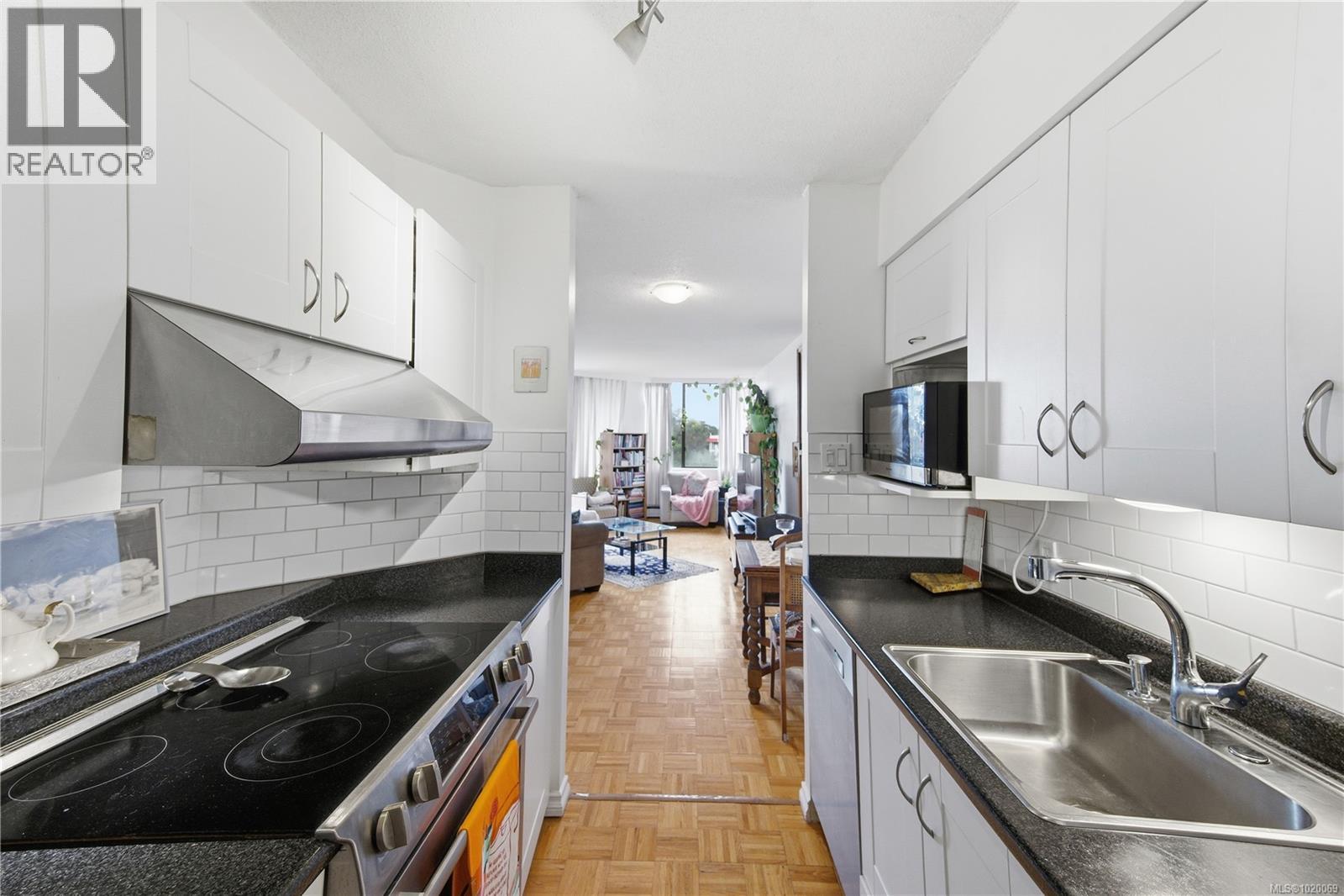 401 620 Toronto Street, Victoria