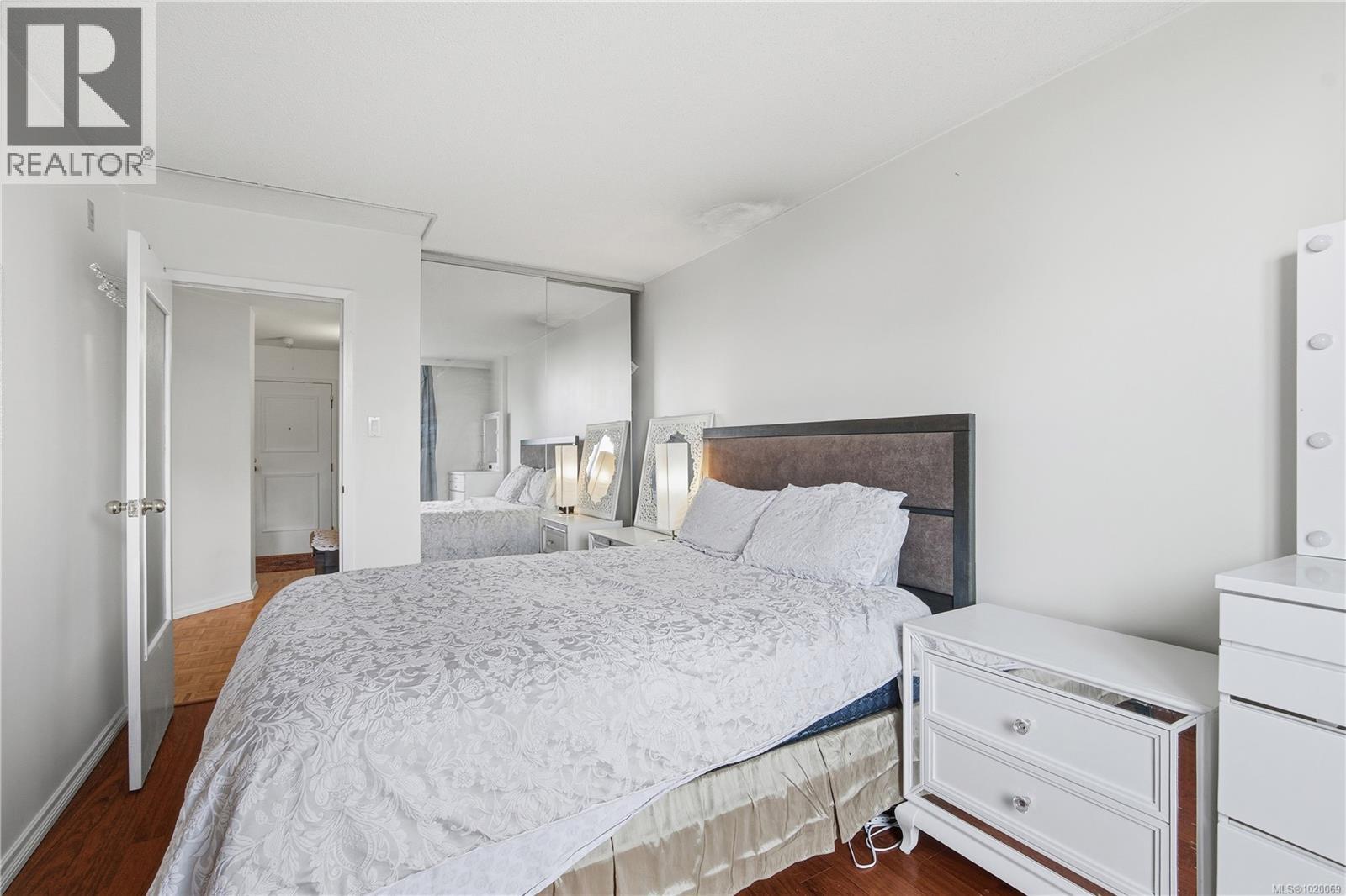 401 620 Toronto Street, Victoria