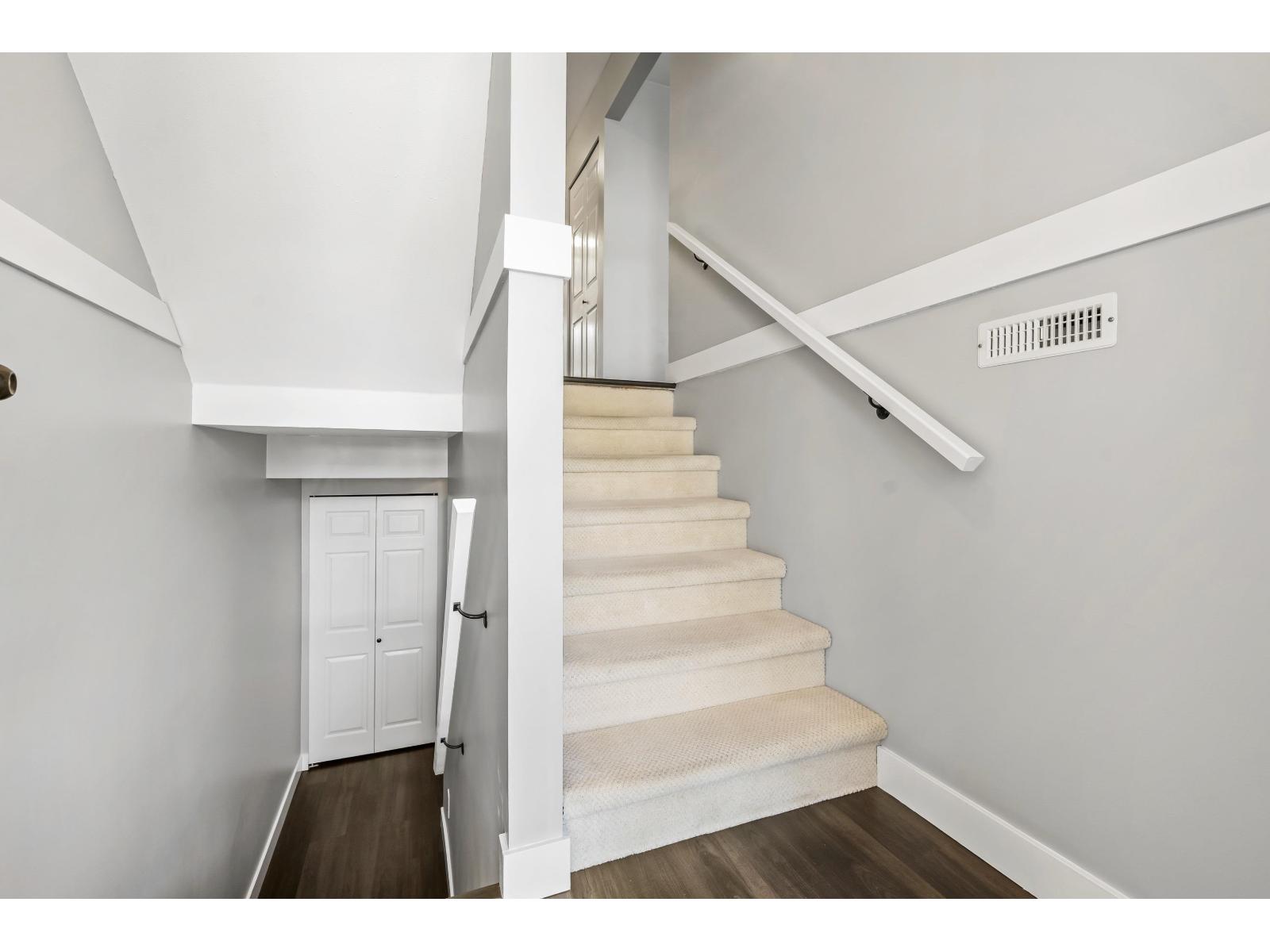 56 5904 VEDDER ROAD, Vedder Crossing, Chilliwack