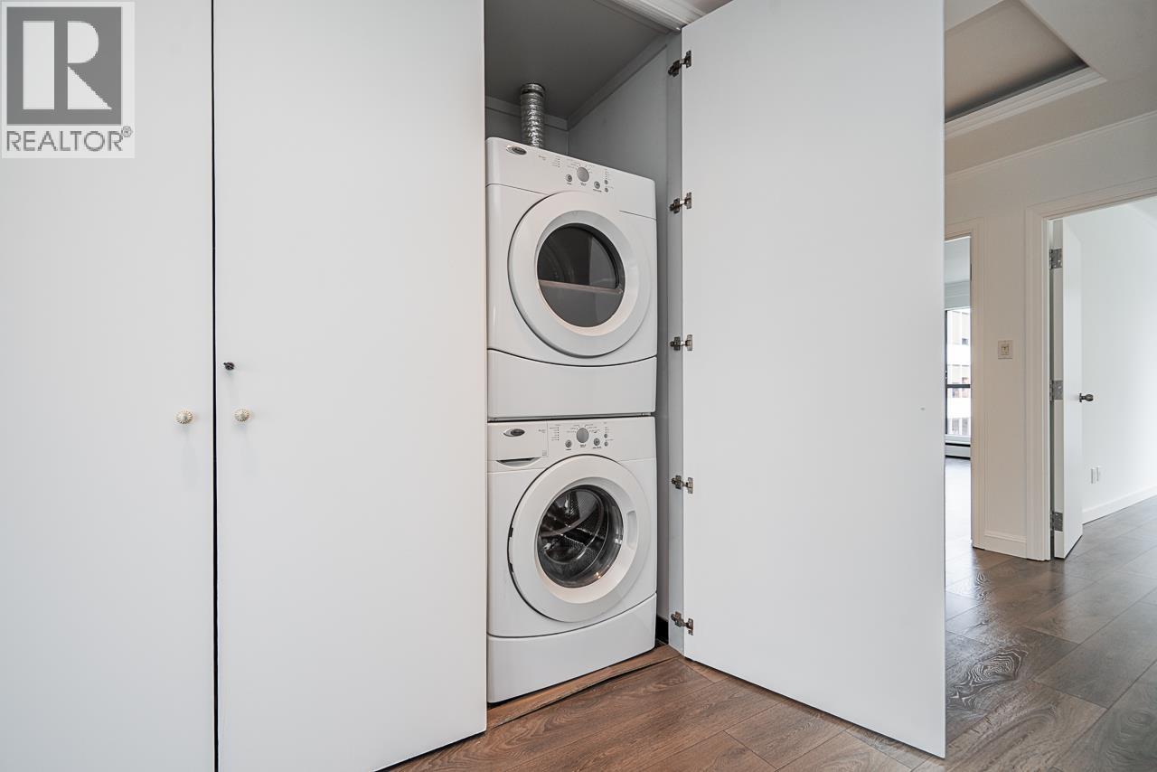 PH1 1060 ALBERNI STREET, Vancouver