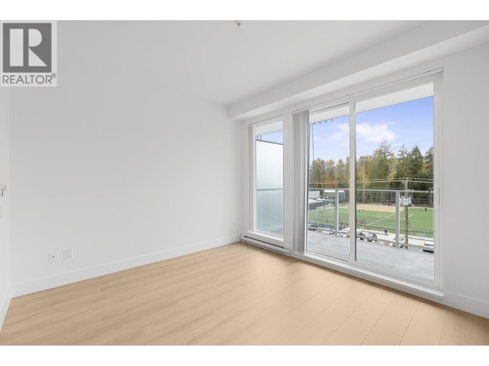 415 3075 MURRAY STREET, Port Moody