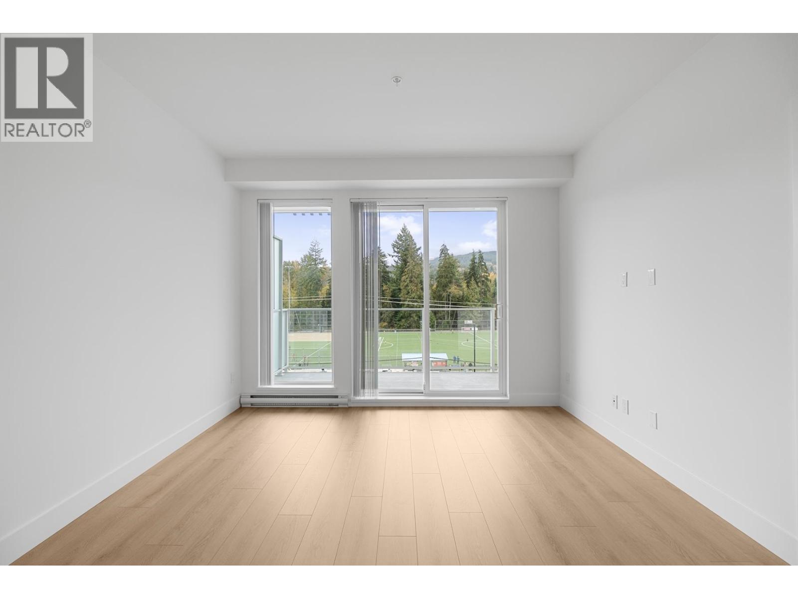 415 3075 MURRAY STREET, Port Moody