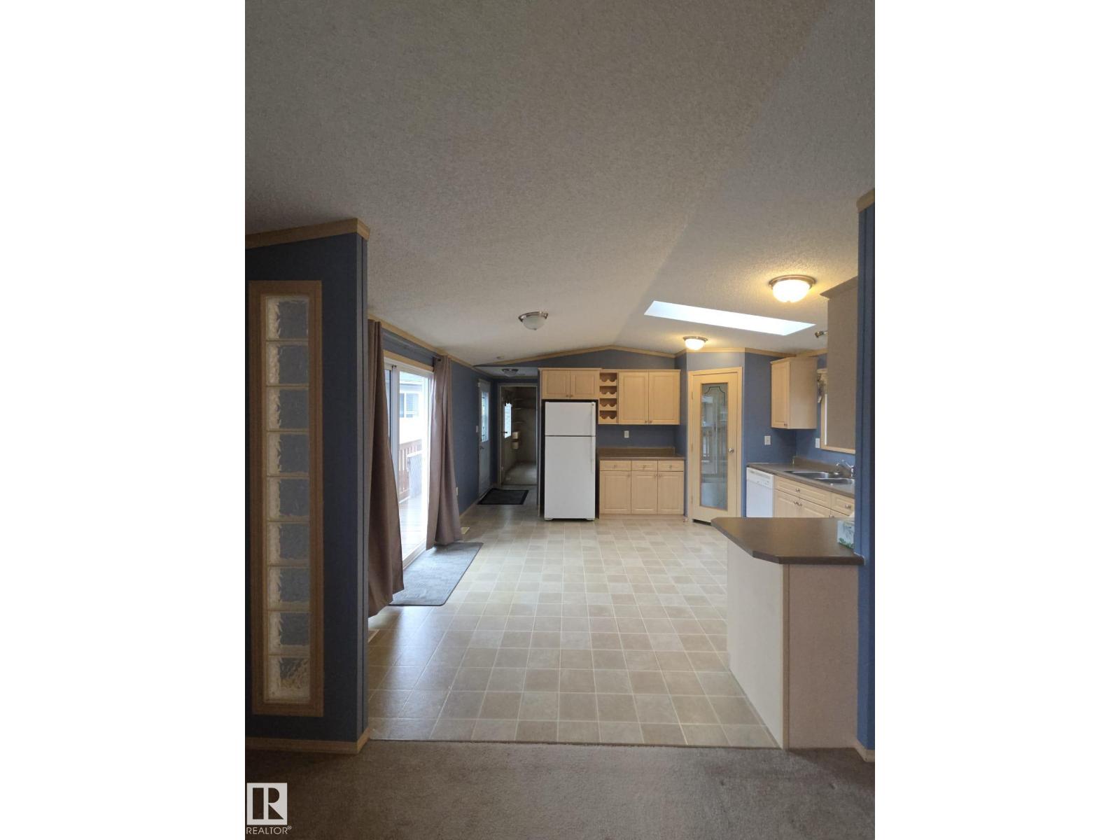 #33 4850 Centre ST, New Sarepta