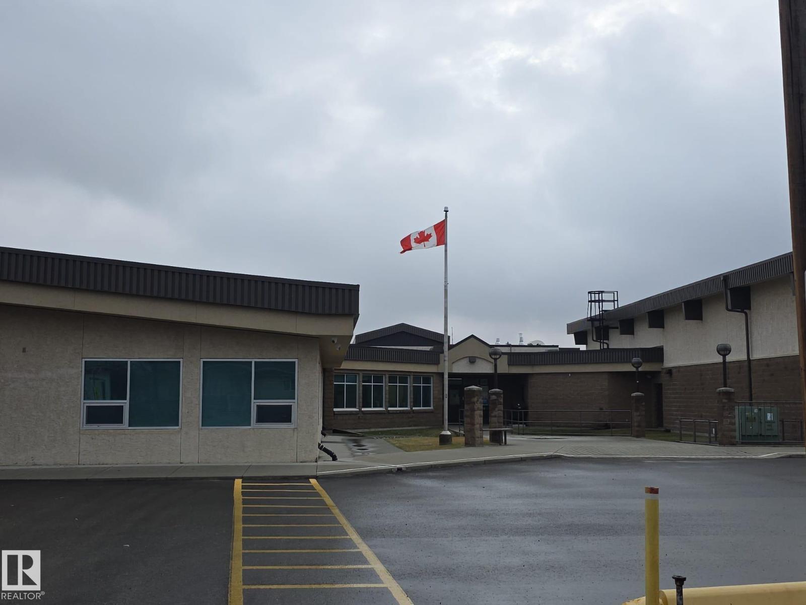 #33 4850 Centre ST, New Sarepta