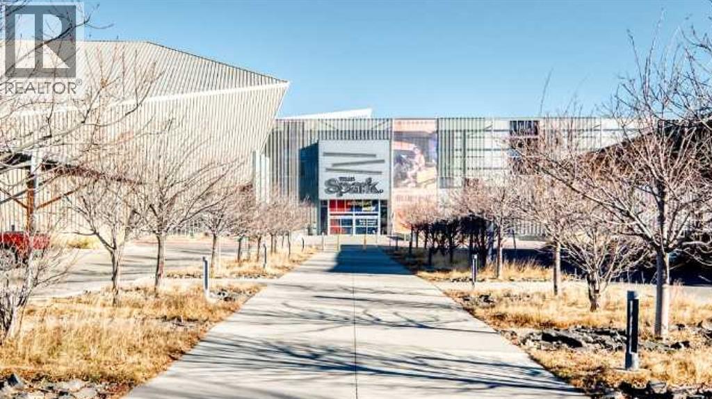 Single Family House for Sale in  Regal Park NE Renfrew Calgary 