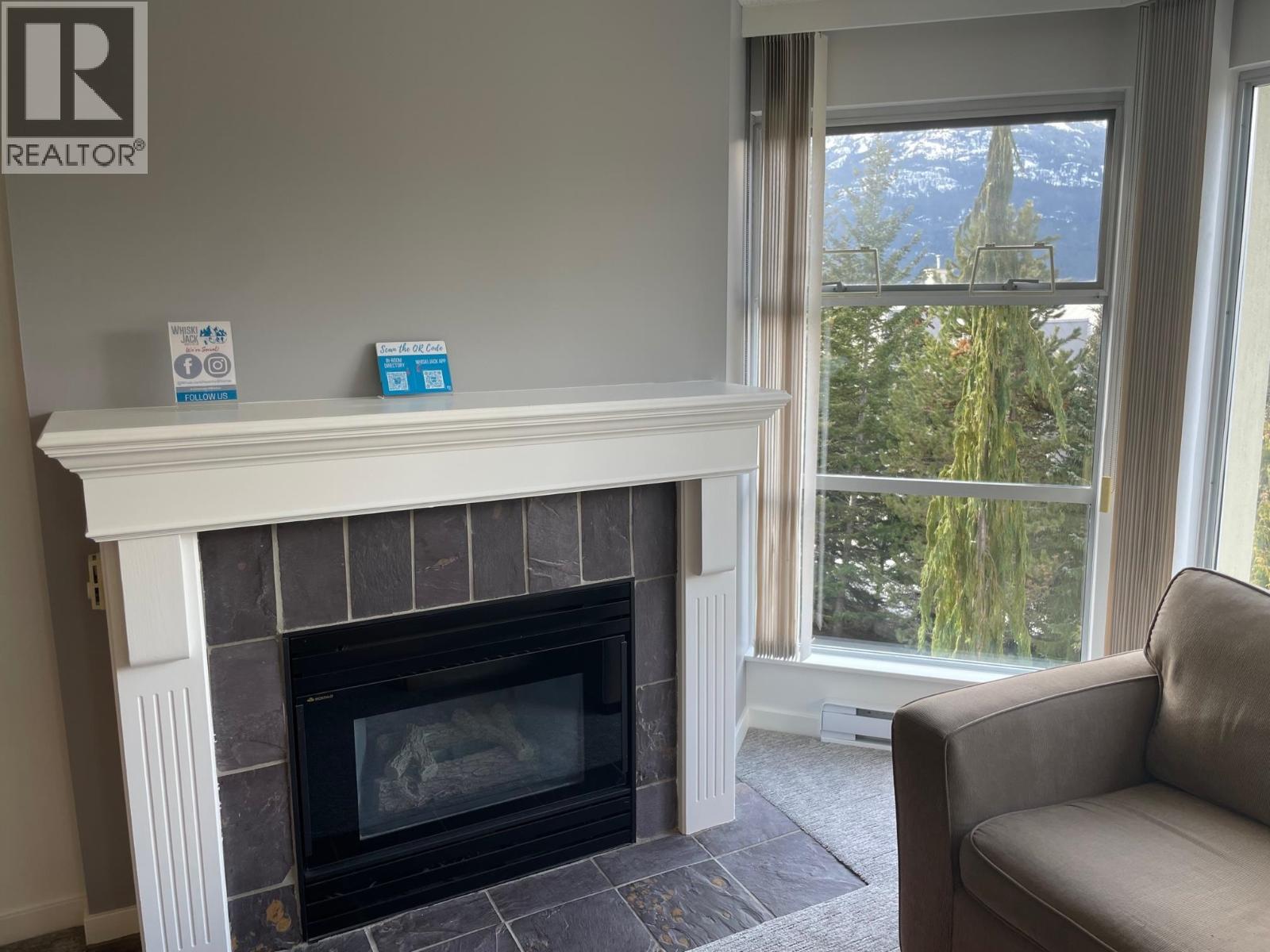 305 wk3-4910 SPEARHEAD PLACE, Whistler