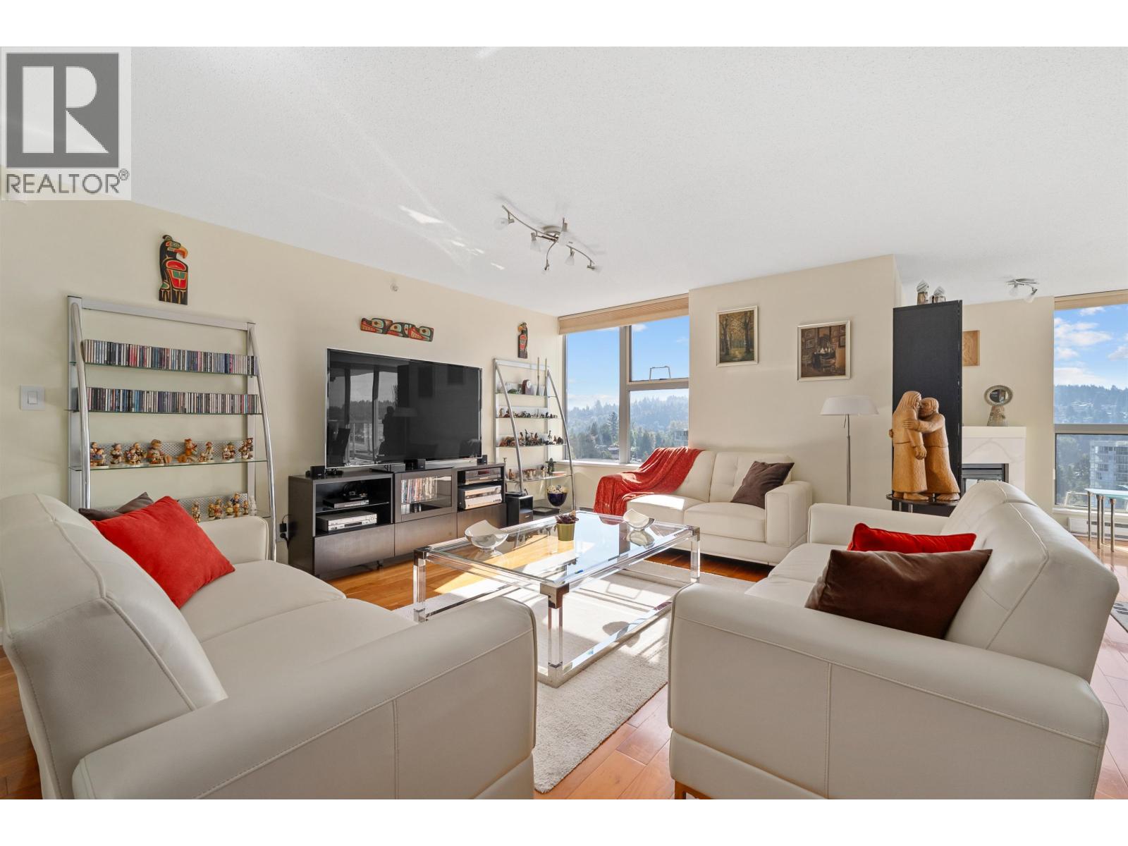 2103 290 NEWPORT DRIVE, Port Moody