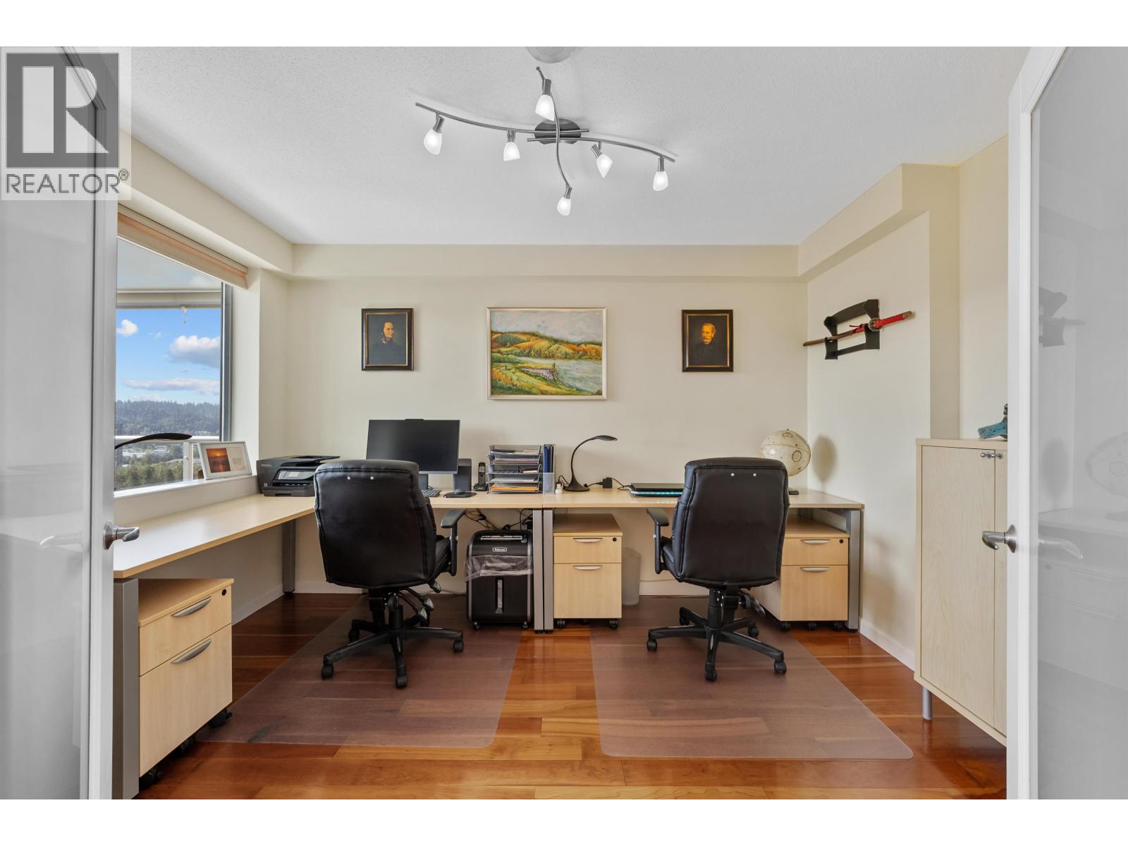 2103 290 NEWPORT DRIVE, Port Moody