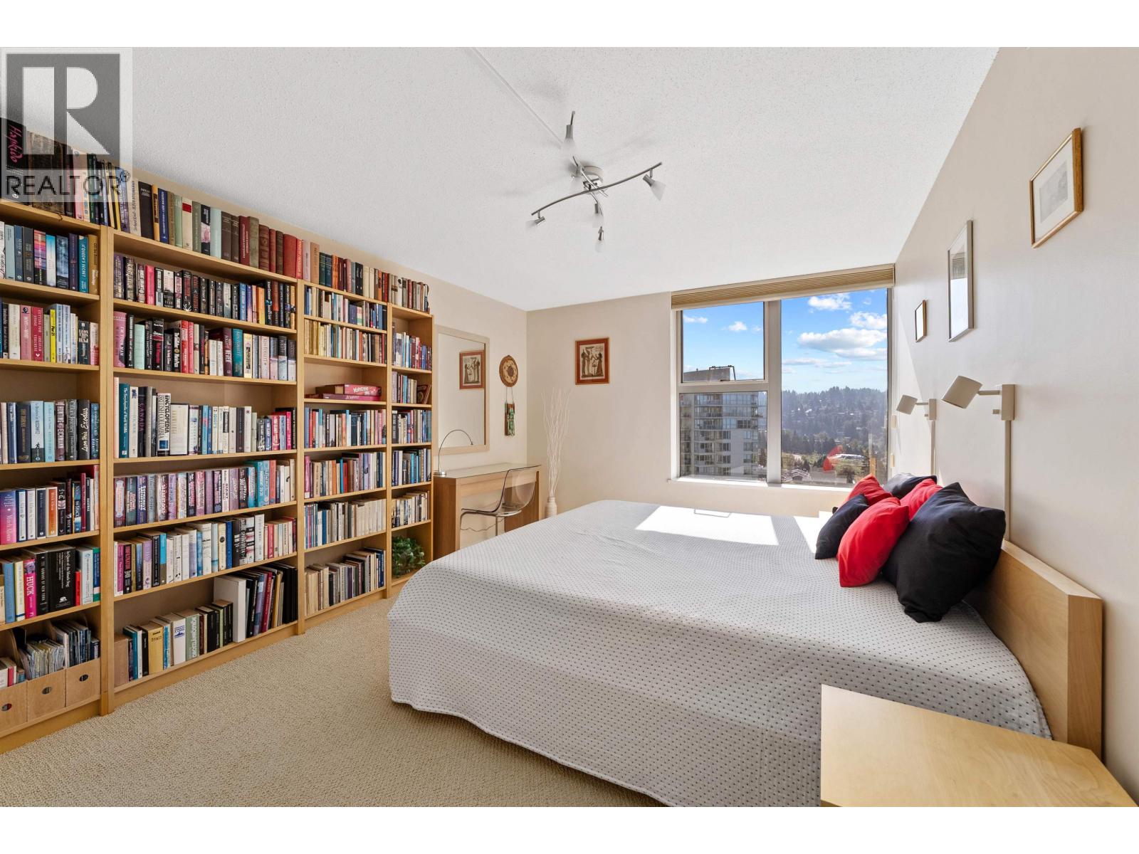 2103 290 NEWPORT DRIVE, Port Moody