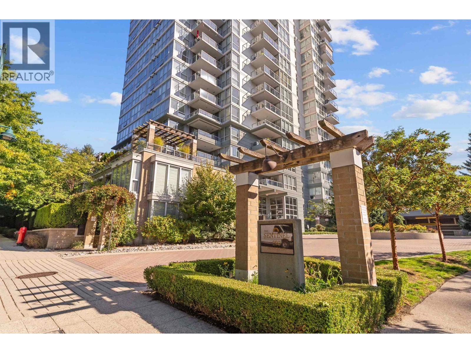 2103 290 NEWPORT DRIVE, Port Moody