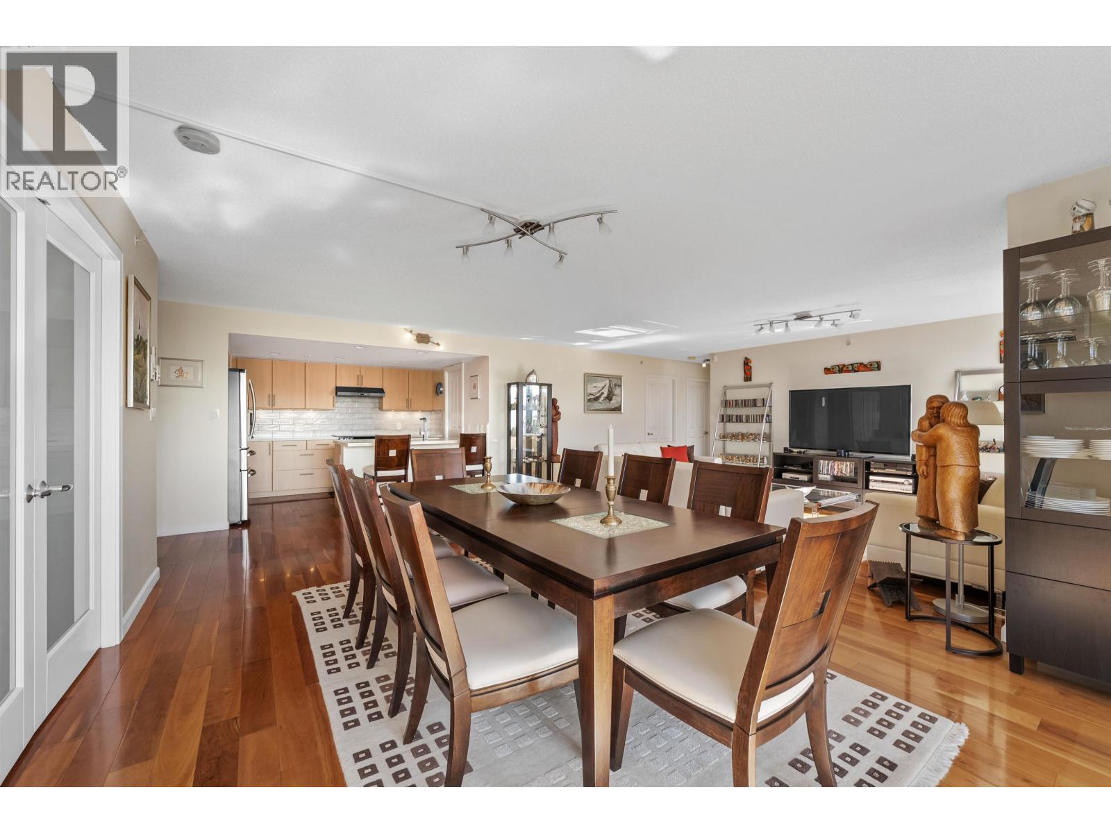 2103 290 NEWPORT DRIVE, Port Moody