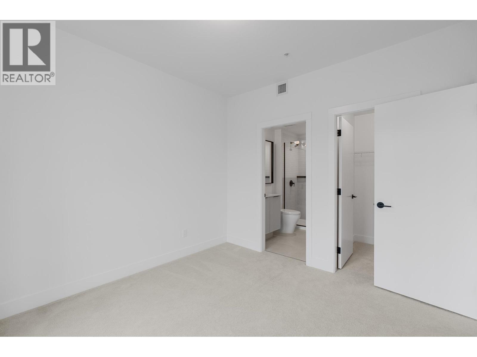 513 3075 MURRAY STREET, Port Moody